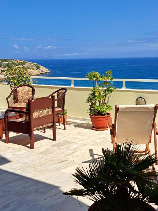 Seaview Flora'S Luxury Apartment-300Meters From The Beach Rethymno  Bagian luar foto