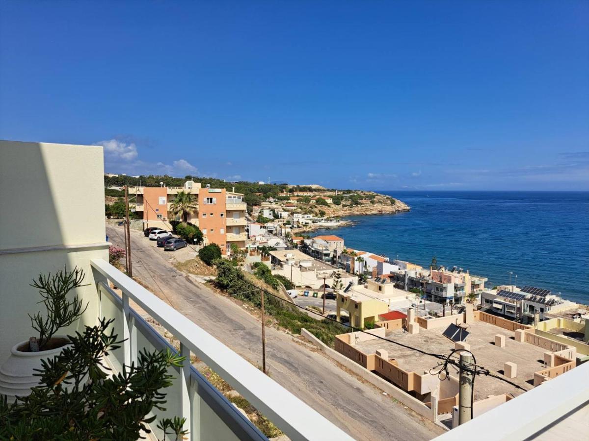 Seaview Flora'S Luxury Apartment-300Meters From The Beach Rethymno  Bagian luar foto