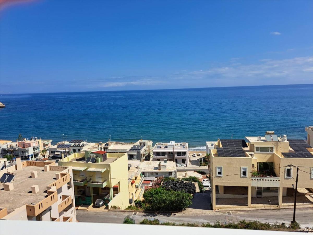 Seaview Flora'S Luxury Apartment-300Meters From The Beach Rethymno  Bagian luar foto