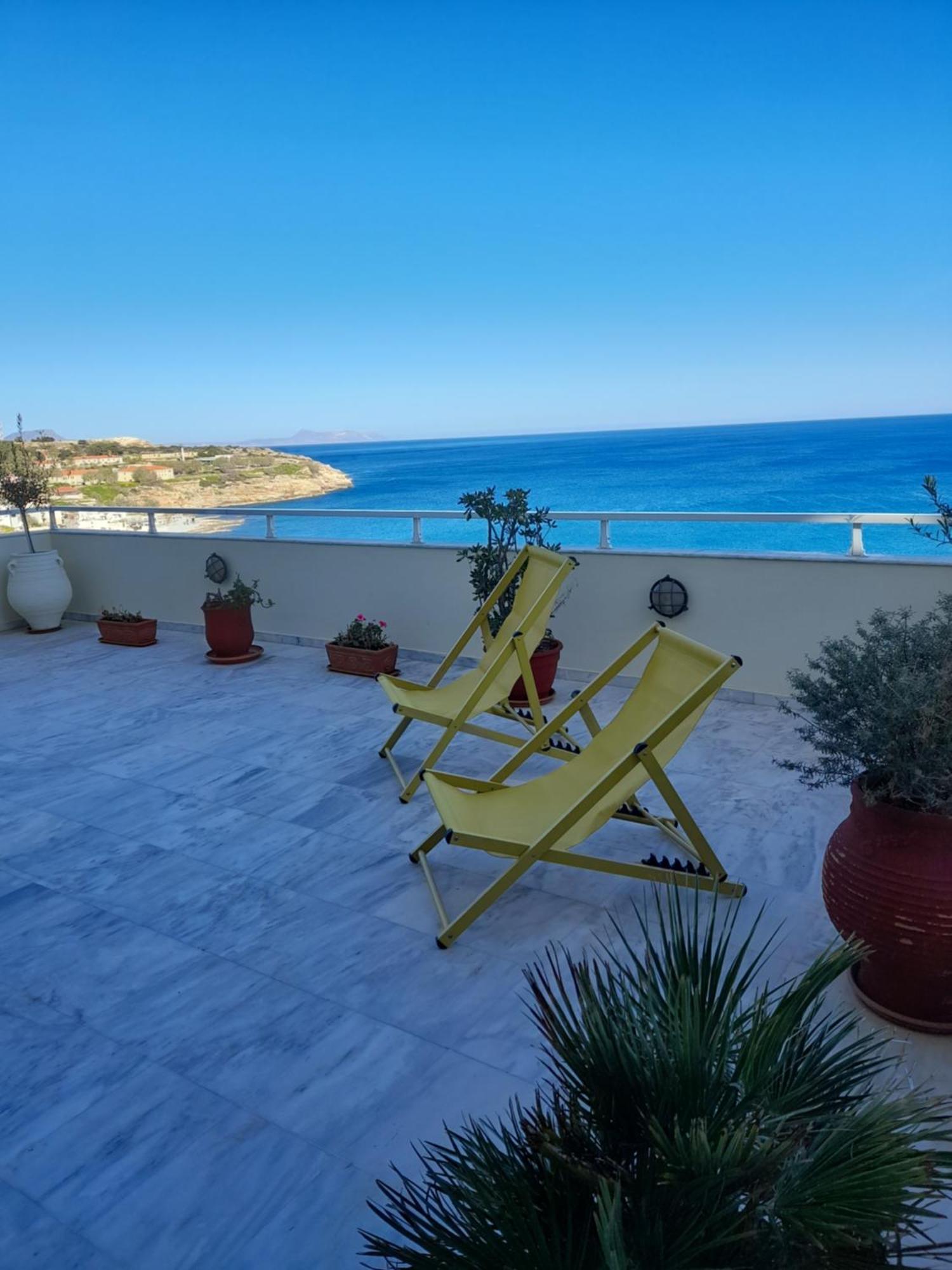 Seaview Flora'S Luxury Apartment-300Meters From The Beach Rethymno  Bagian luar foto